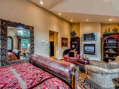Breckenridge Luxury Vacation Rental with Six Bedrooms